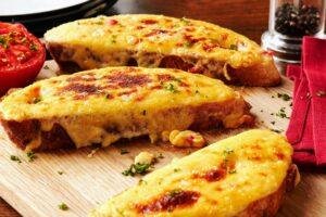 How to Make Traditional Welsh Rarebit – A Classic Welsh Dish
